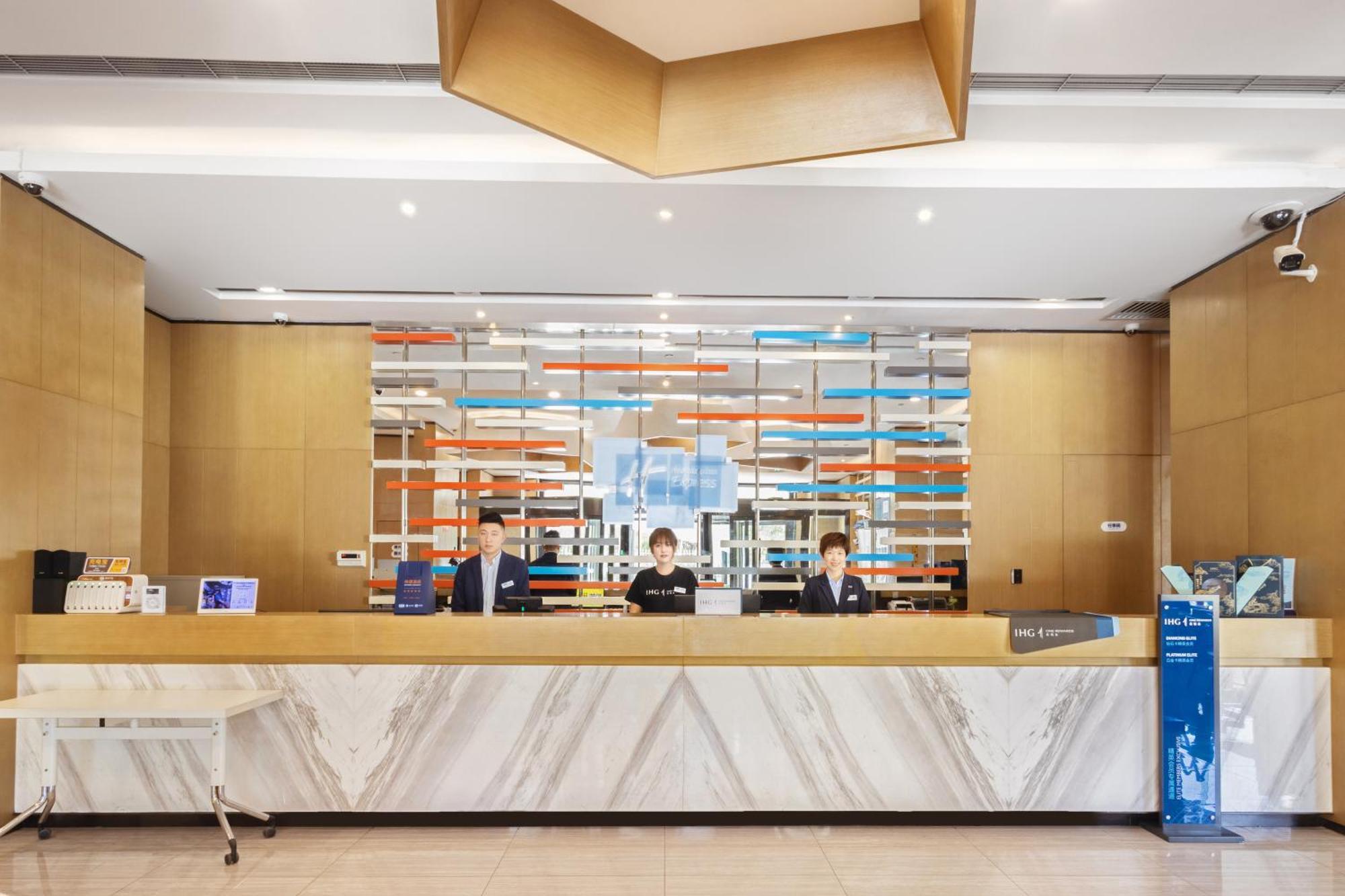 Holiday Inn Express Zhangye By Ihg Екстер'єр фото
