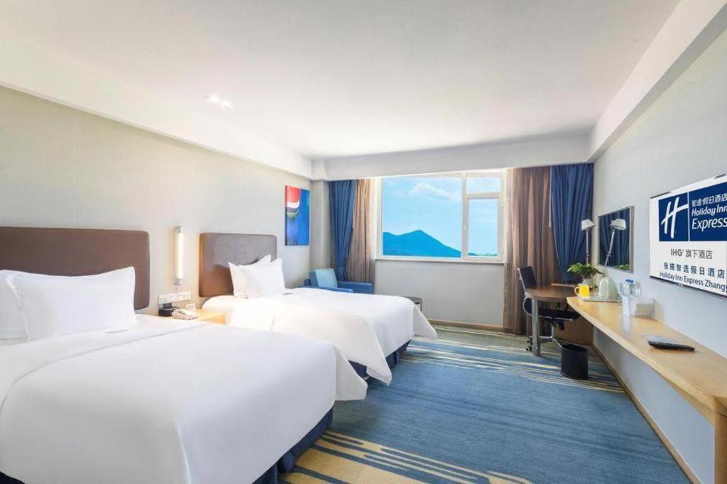 Holiday Inn Express Zhangye By Ihg Екстер'єр фото