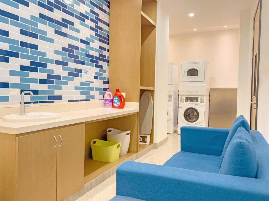 Holiday Inn Express Zhangye By Ihg Екстер'єр фото